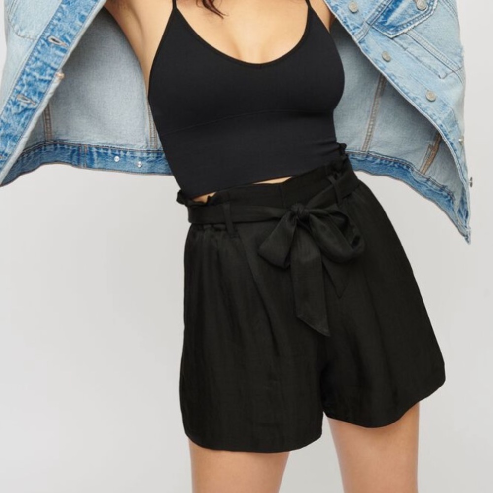 Dynamite black dress shorts with tie in a size S